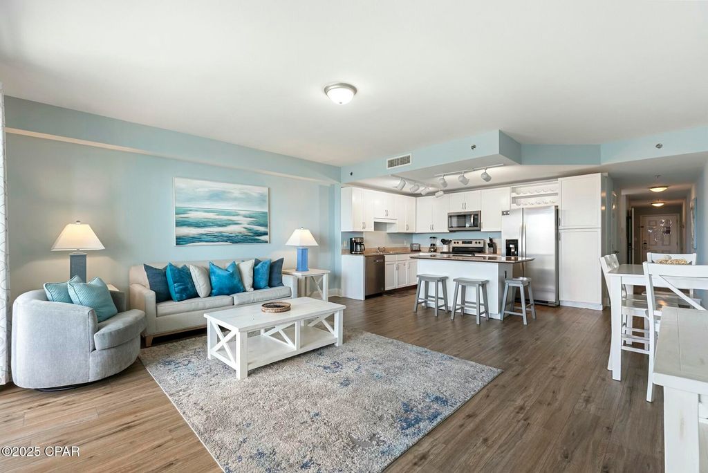Image 2 of property listing at 9860 S Thomas Drive 913, Panama City Beach, FL 32408