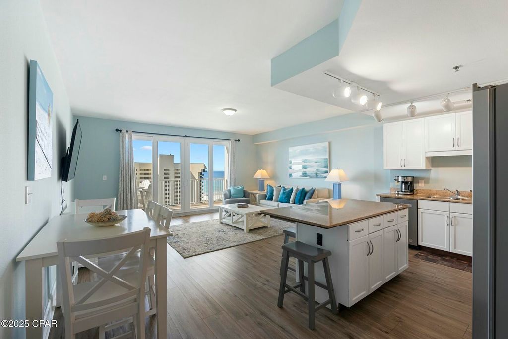 Image 4 of property listing at 9860 S Thomas Drive 913, Panama City Beach, FL 32408