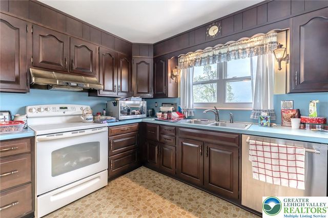 623 East Hamilton Street, Allentown City, PA 18109