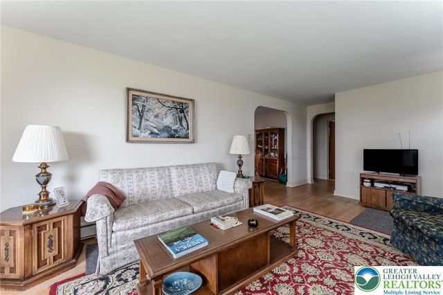 623 East Hamilton Street, Allentown City, PA 18109