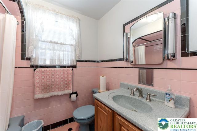623 East Hamilton Street, Allentown City, PA 18109