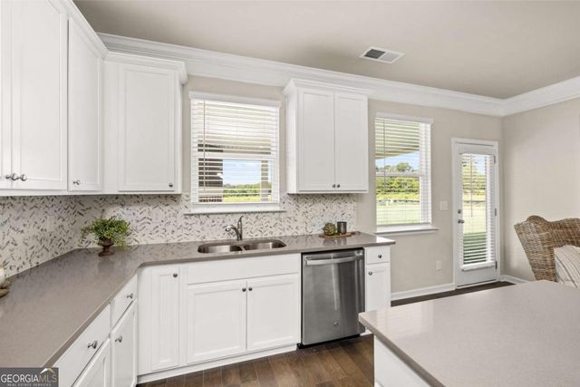 8845 McKaskey Lane, Ball Ground, GA 30107