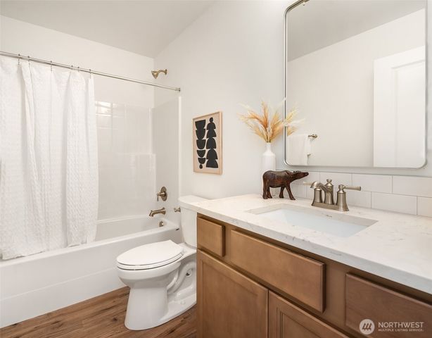 2401 E 16th Street, Bremerton, WA 98310