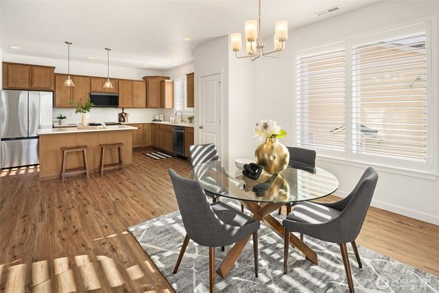 2401 E 16th Street, Bremerton, WA 98310