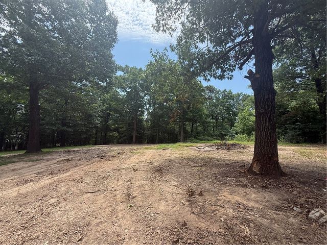 15435 Realtree Road, Gravette, AR 72736