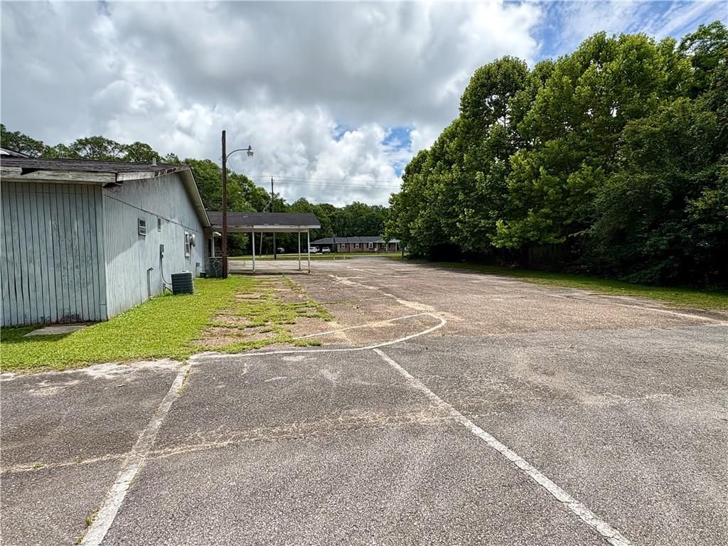 14250 Wintzell Avenue S, Bayou La Batre, AL 36509 — photo 4