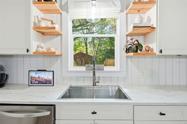 36104 EMERALDA AVENUE, Leesburg, FL 34788