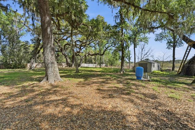 36104 EMERALDA AVENUE, Leesburg, FL 34788