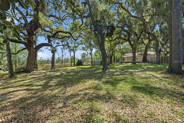 36104 EMERALDA AVENUE, Leesburg, FL 34788