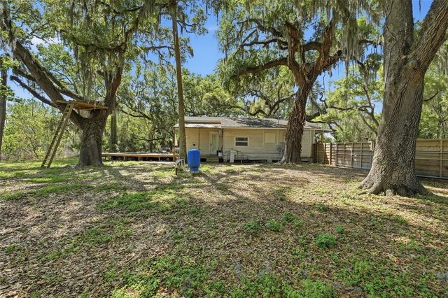 36104 EMERALDA AVENUE, Leesburg, FL 34788