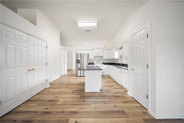 2740 General Lee Way, Buford, GA 30519