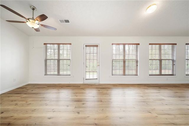 2740 General Lee Way, Buford, GA 30519