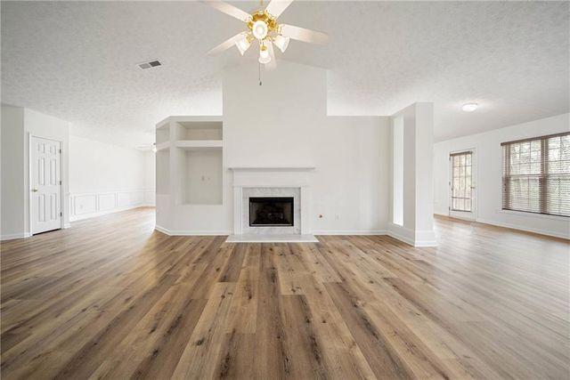 2740 General Lee Way, Buford, GA 30519