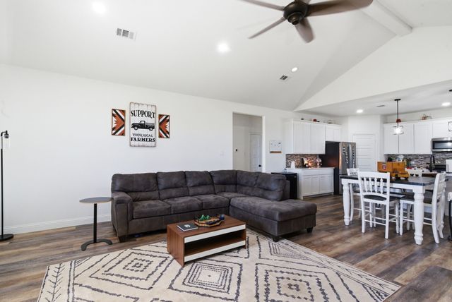 6612 Old Orchard Court, Joshua, TX 76058