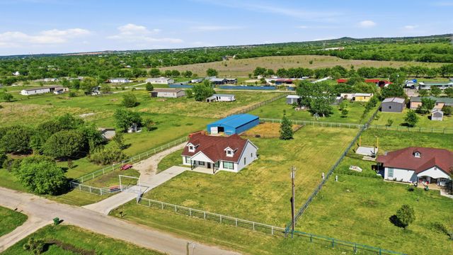 6612 Old Orchard Court, Joshua, TX 76058