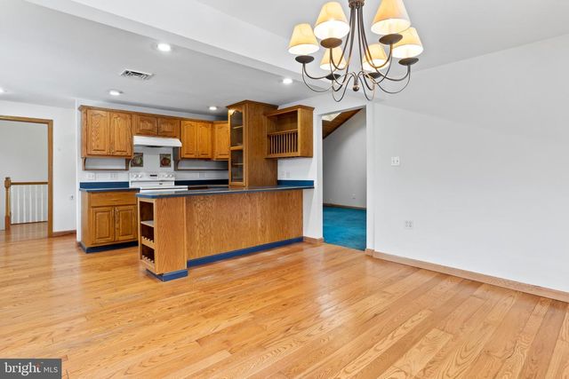 1797 NEW BLOOMFIELD RD, New Bloomfield, PA 17068