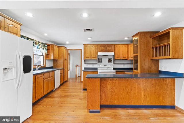 1797 NEW BLOOMFIELD RD, New Bloomfield, PA 17068