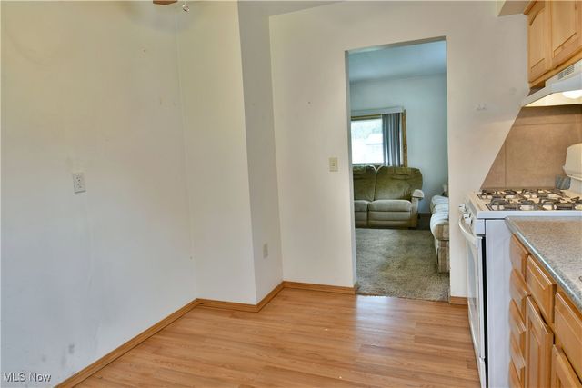 1529 Difford Drive, Niles, OH 44446