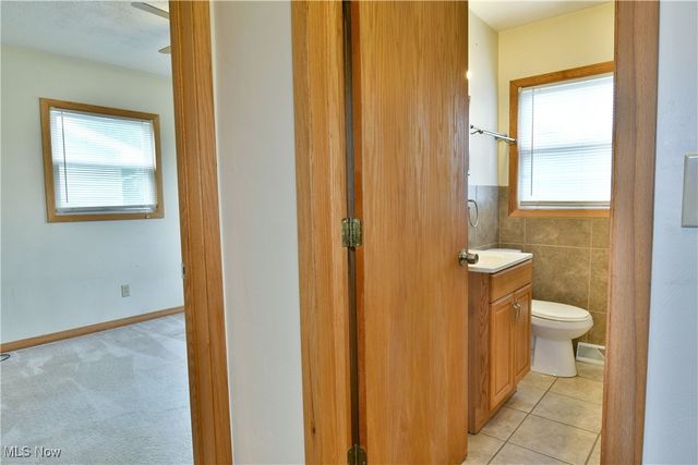 1529 Difford Drive, Niles, OH 44446