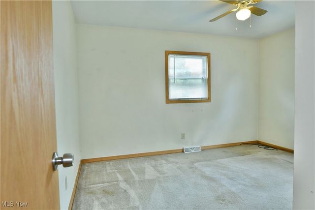 1529 Difford Drive, Niles, OH 44446