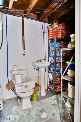 1529 Difford Drive, Niles, OH 44446