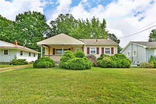 1529 Difford Drive, Niles, OH 44446