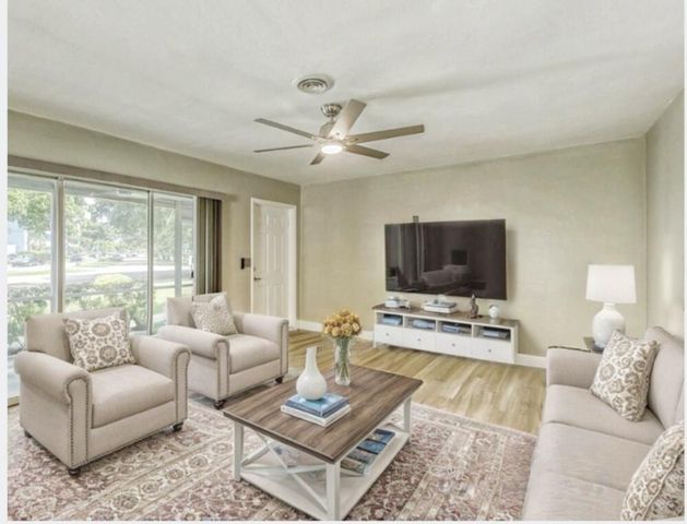 400 S Luna Court 3, Hollywood, FL 33021