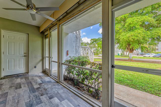 400 S Luna Court 3, Hollywood, FL 33021