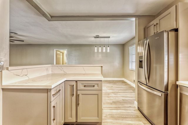 400 S Luna Court 3, Hollywood, FL 33021