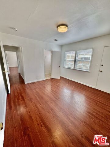 3711 Selby Avenue, Los Angeles, CA 90034