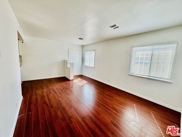 3711 Selby Avenue, Los Angeles, CA 90034