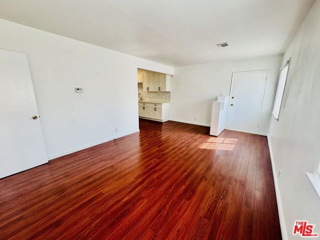 3711 Selby Avenue, Los Angeles, CA 90034