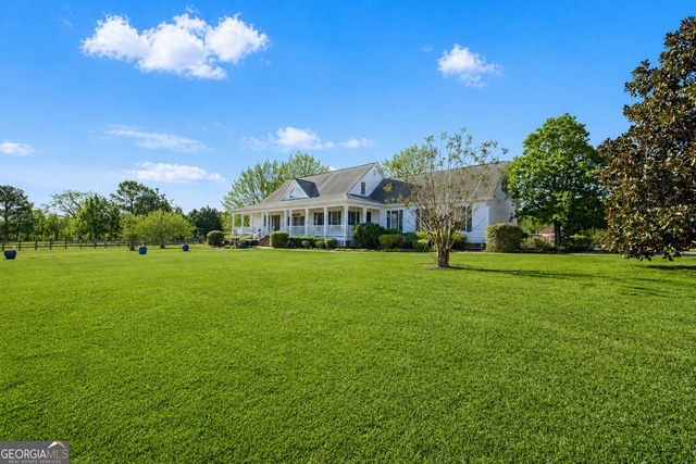 159 Friar Tuck Road, Fayetteville, GA 30215