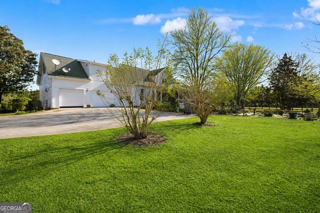 159 Friar Tuck Road, Fayetteville, GA 30215