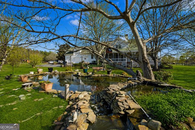 159 Friar Tuck Road, Fayetteville, GA 30215