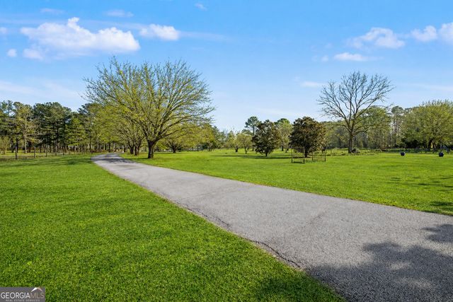 159 Friar Tuck Road, Fayetteville, GA 30215
