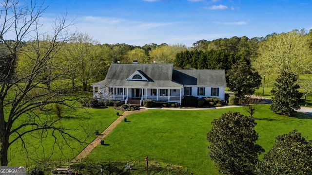 159 Friar Tuck Road, Fayetteville, GA 30215