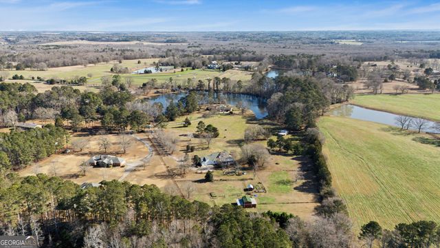159 Friar Tuck Road, Fayetteville, GA 30215