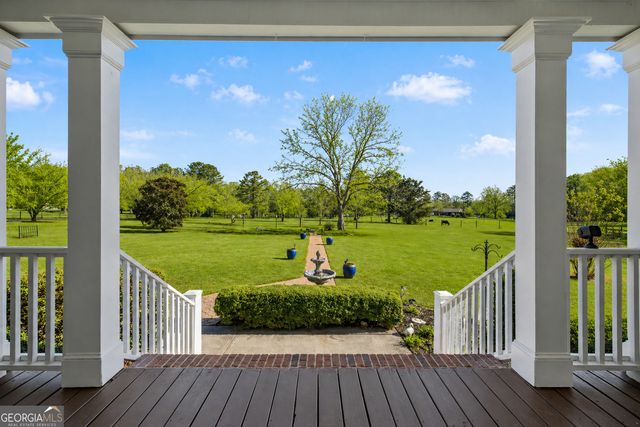 159 Friar Tuck Road, Fayetteville, GA 30215