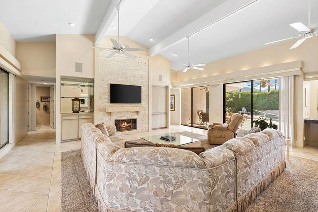73681 Agave Lane, Palm Desert, CA 92260