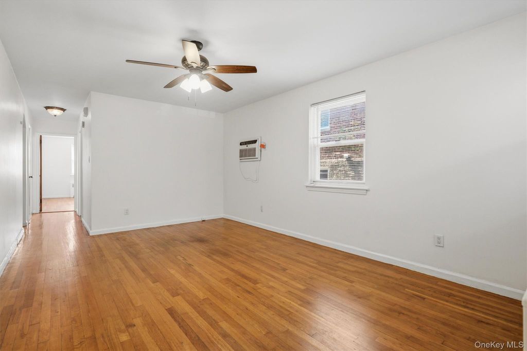 1458 Dwight Place, Bronx, NY 10465 — photo 5