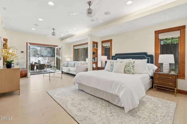 130 S Arroyo Boulevard, Pasadena, CA 91105