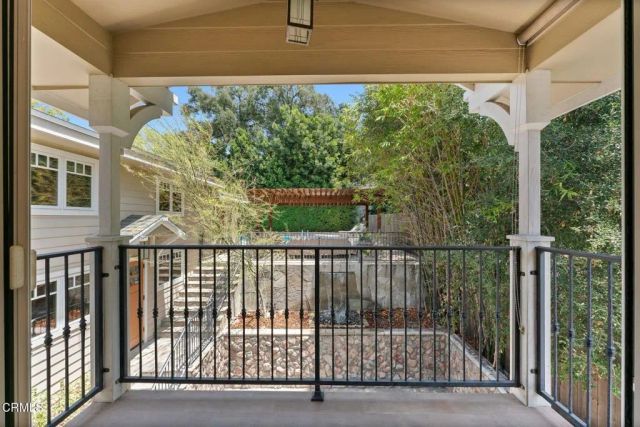 130 S Arroyo Boulevard, Pasadena, CA 91105