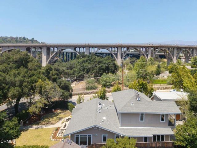 130 S Arroyo Boulevard, Pasadena, CA 91105