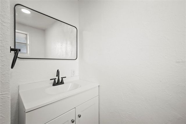 230 D STREET, Lake Wales, FL 33853