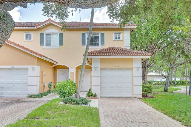 5720 Tuscany Way, Tamarac, FL 33321