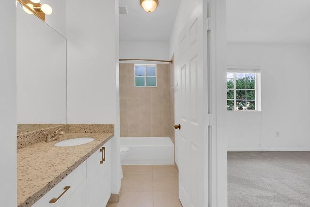 5720 Tuscany Way, Tamarac, FL 33321