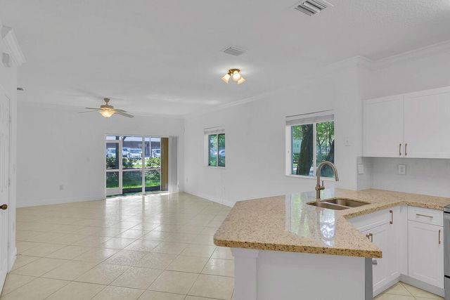 5720 Tuscany Way, Tamarac, FL 33321