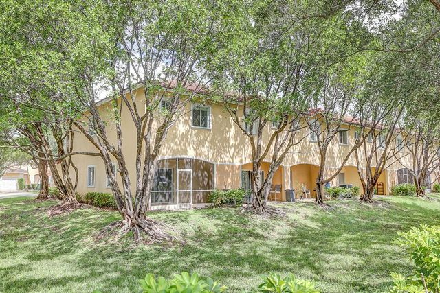 5720 Tuscany Way, Tamarac, FL 33321