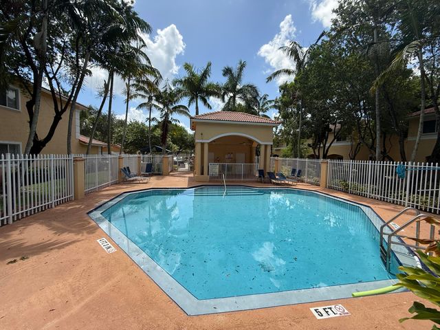 5720 Tuscany Way, Tamarac, FL 33321